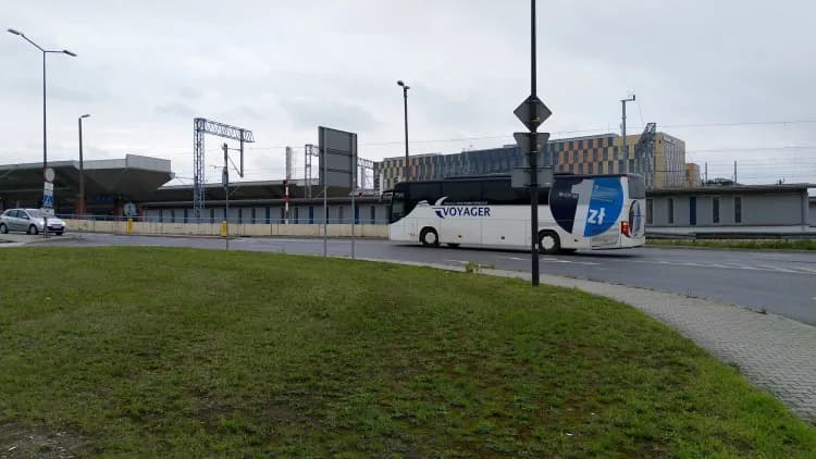 Polski bus z Krakowa do Tarnowa - sprawdź, gdzie zatrzymuje się