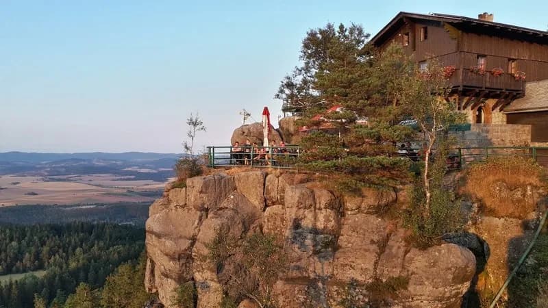 Góry Stołowe gdzie nocleg – najlepsze miejsca na komfortowy wypoczynek